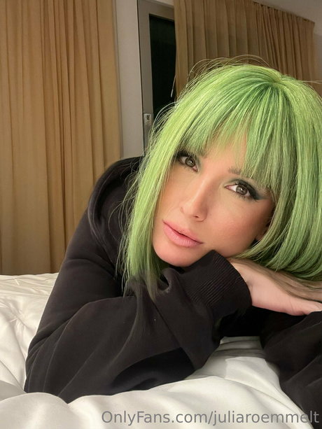 Julia Roemmelt free pornstar galleries