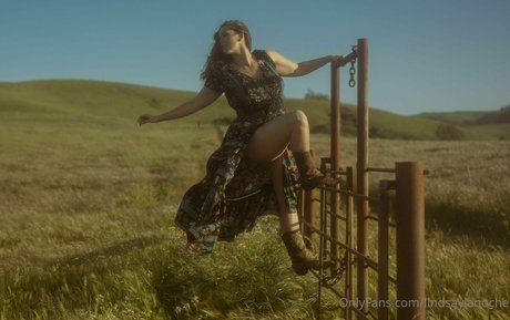 Lindsay Geektron pornstar nice pictures