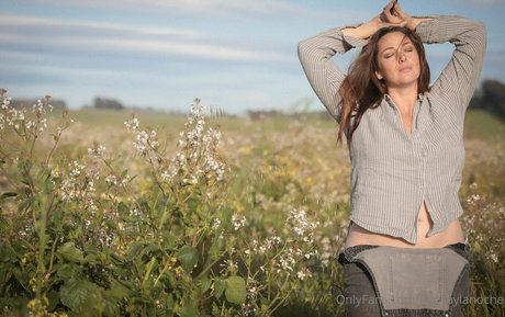 Lindsay Geektron naked star pics