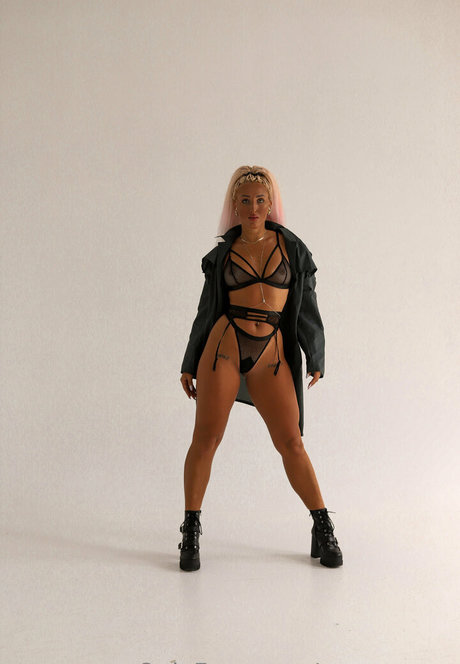 lesbian ass onlyfans pretty galleries