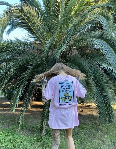 tropicannacookies model erotic pics