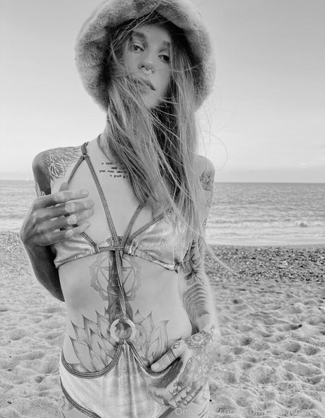 tropicannacookies sexy star galleries