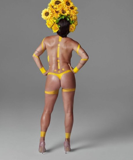 Carolina Ferraz star xxx gallery