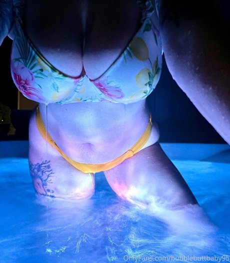 bubblebuttbaby95 pornstar perfect picture