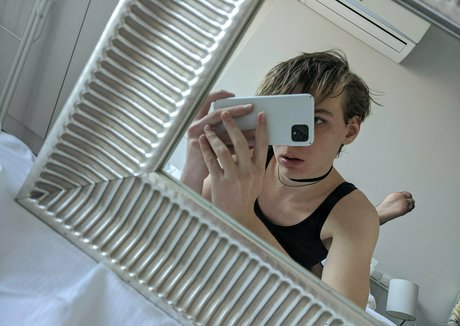 lunablues777 free actress pictures