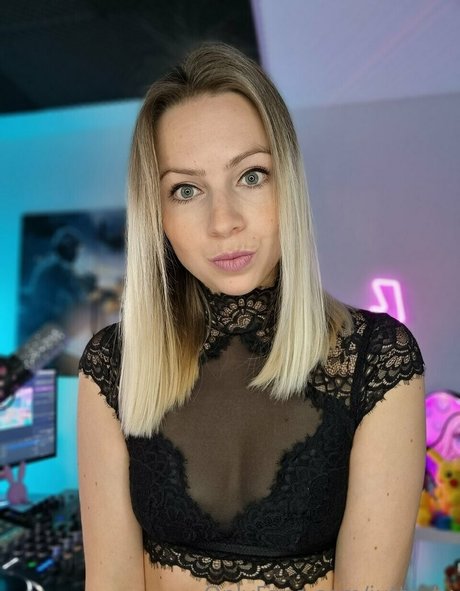 tiktok stars onlyfans sexy xxx image