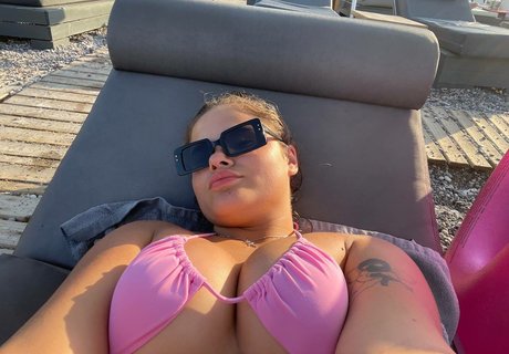 wildcatstone90 naked model archive