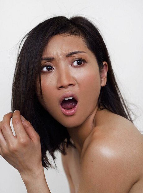 Brenda Song hd model pic