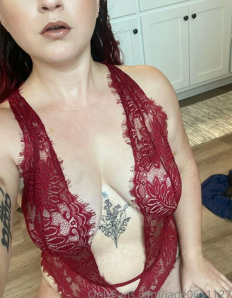 jade0611127 pornstar nude gallery