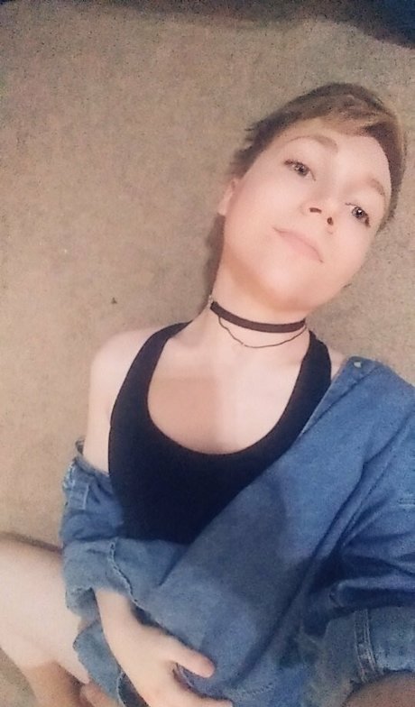 embitss model erotic gallery