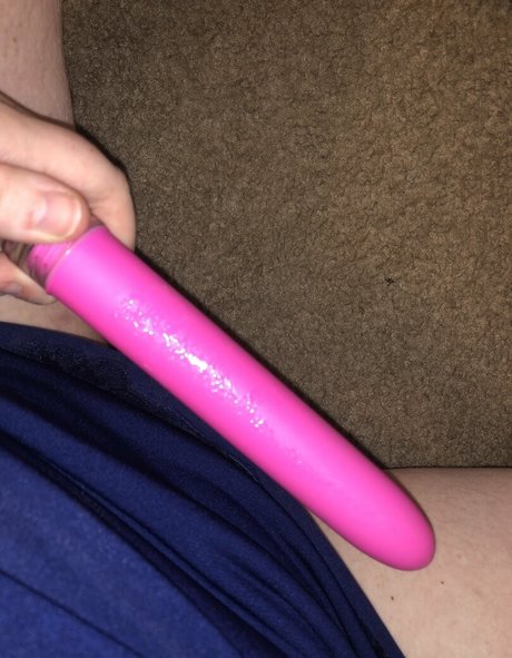 bbwcherrybomb erotic model picture