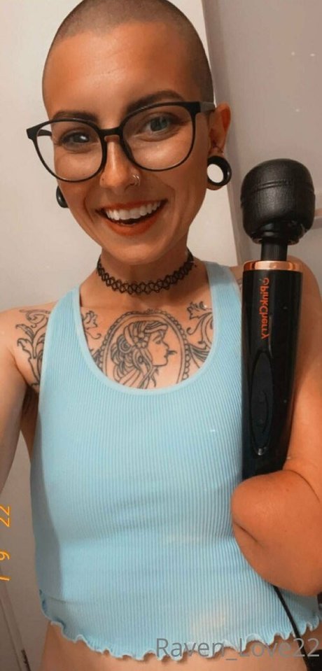 raven love22 model nude galleries