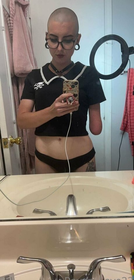 raven love22 nude pornstar pics