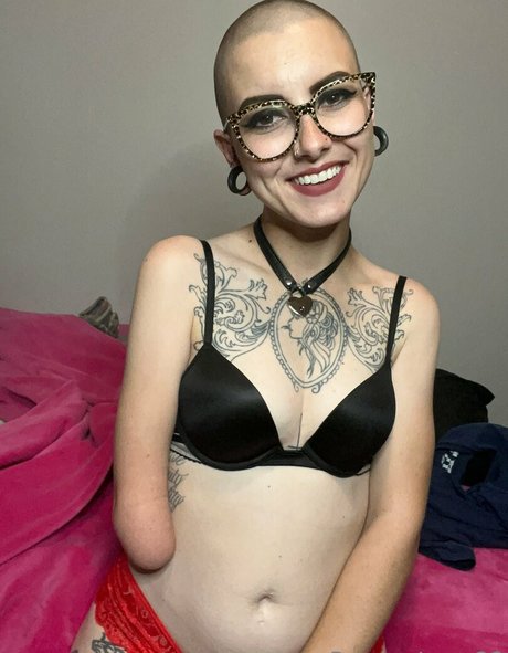 raven love22 porn actress photos