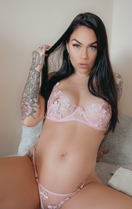 karmens library star naked gallery