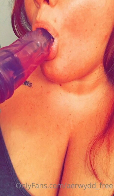aerwydd free erotic pornstar photo