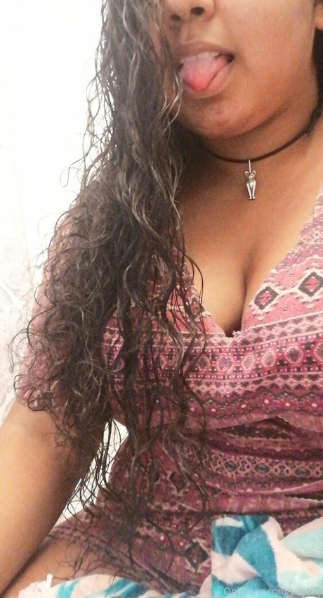 sillytilly star high quality images