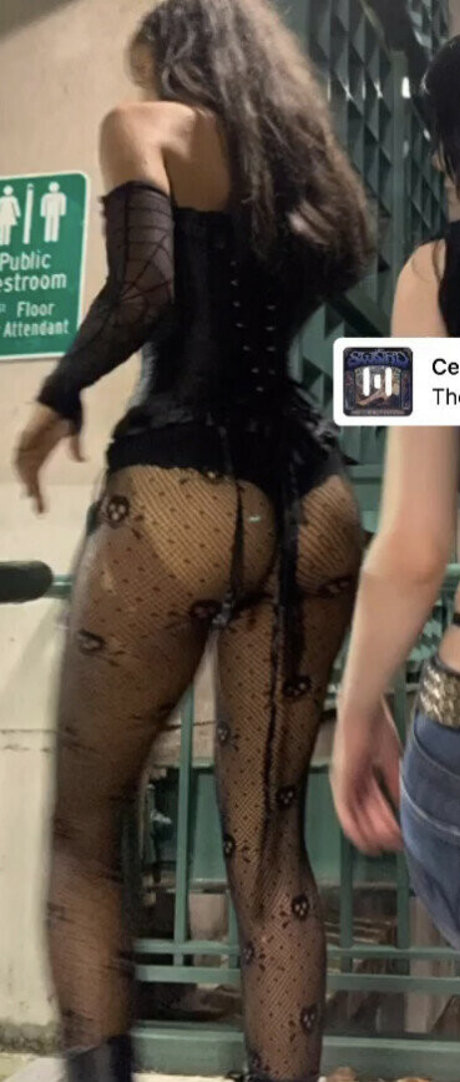 totallylizey star exclusive pic