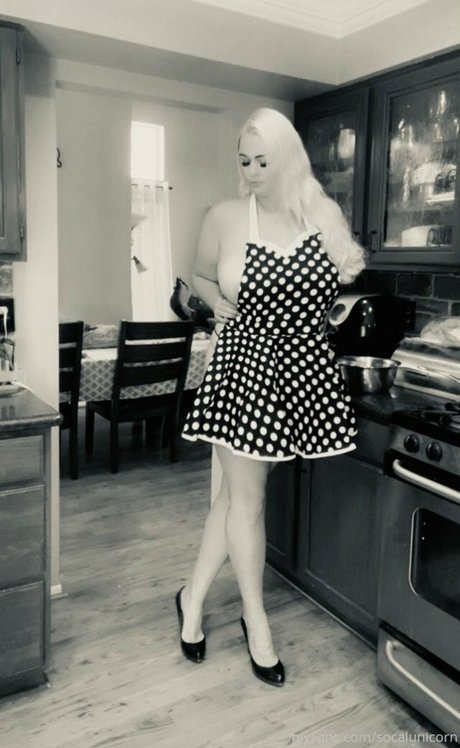 Socalunicorn erotic model gallery