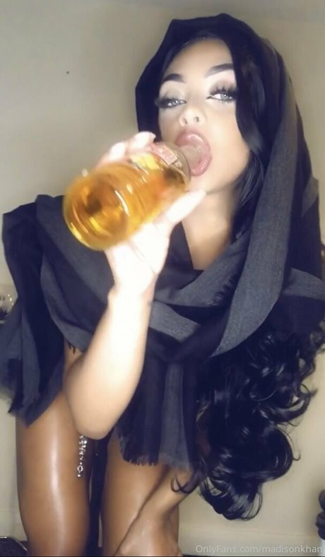 Madison Khan nice actress pictures