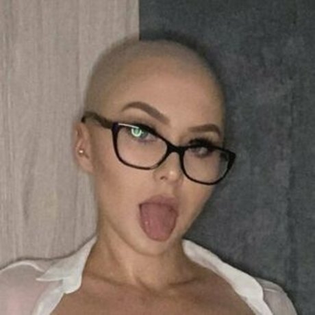 Laboredmantra928 exclusive actress pics