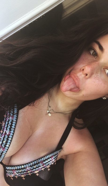 Nerdysara model pornographic galleries