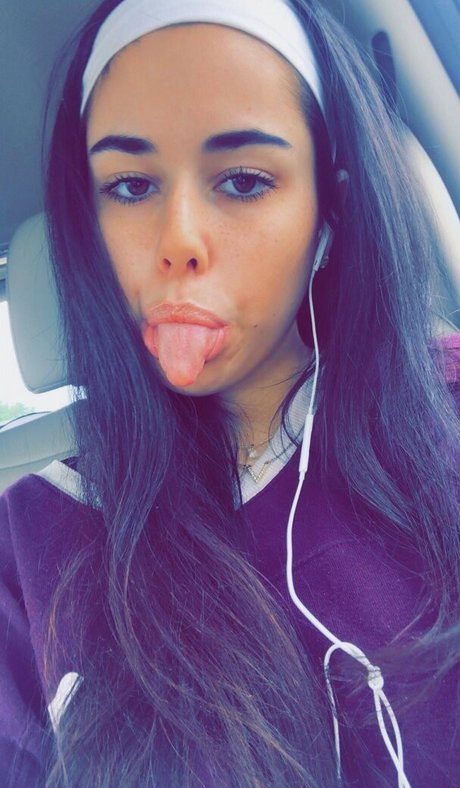 Nerdysara hd actress gallery