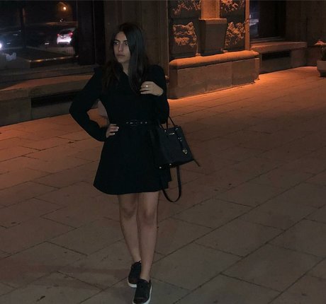 Meshi Malka free pornstar pic