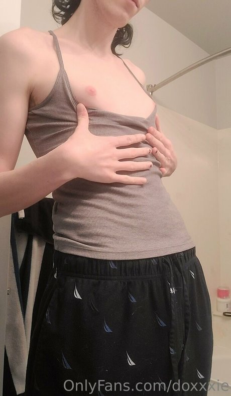 doxxxie perfect pornstar img