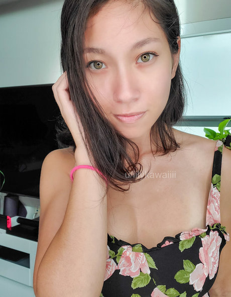 Thisislilykawaii model hd pics