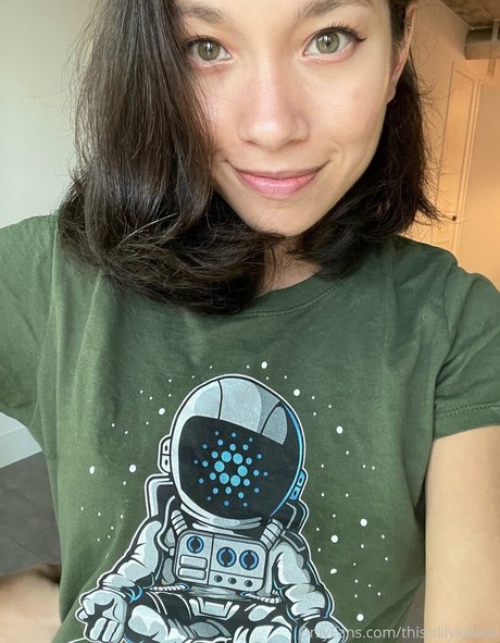 Thisislilykawaii model nude pics