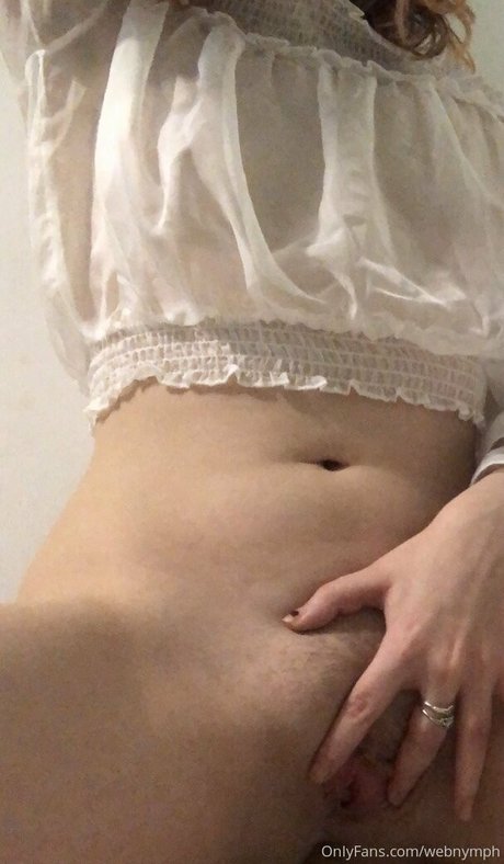 lamblet model naked image