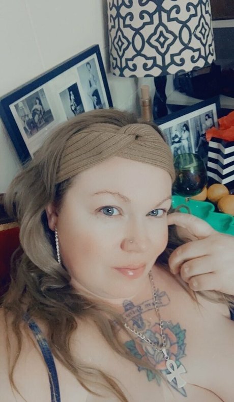 theapplejacked nude model gallery