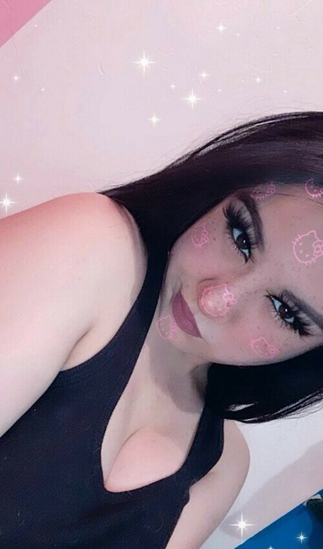 Midnightalone21 pretty actress photo