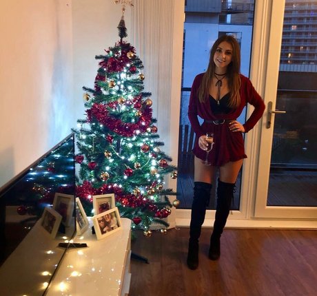 Maddie Curry star hd img