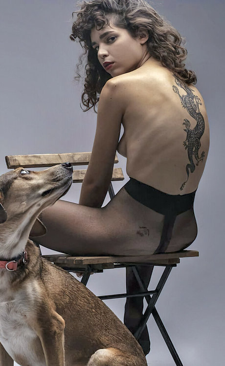 Eylul Su Cuha pornstar art picture