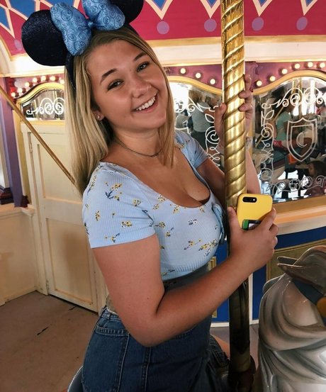 georgiiasanacore star beautiful pic