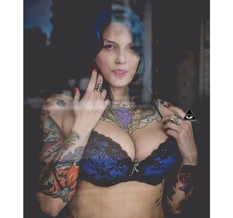 skinny blonde milf onlyfans naked gallery