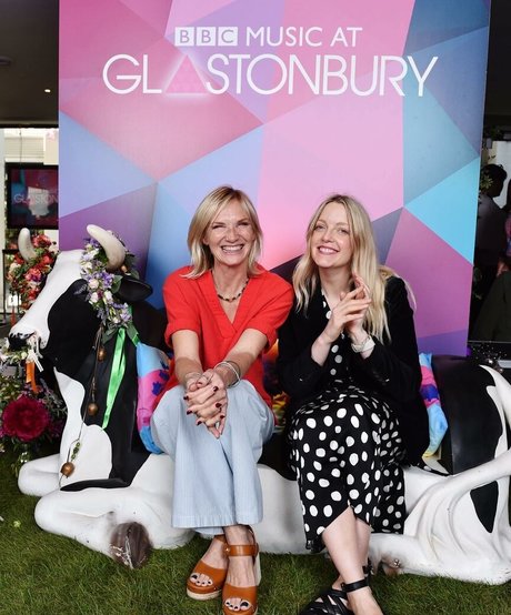 Lauren Laverne sexy actress img