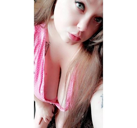 Busty Ambz perfect actress archive