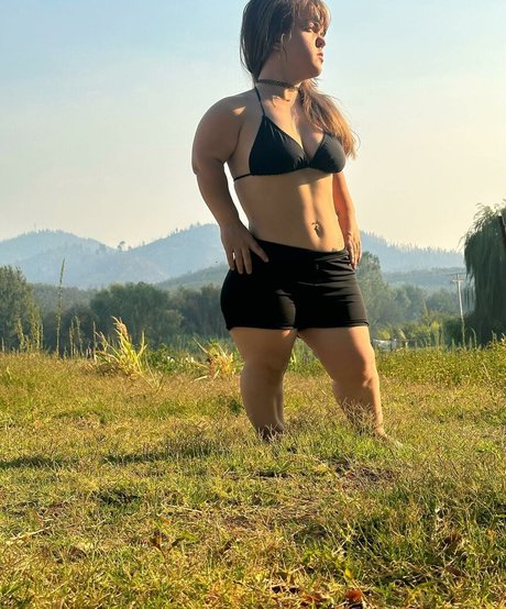 Jomini Dancer erotic pornstar galleries