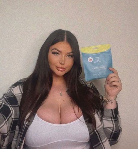 Katie Kerman star pornographic pic