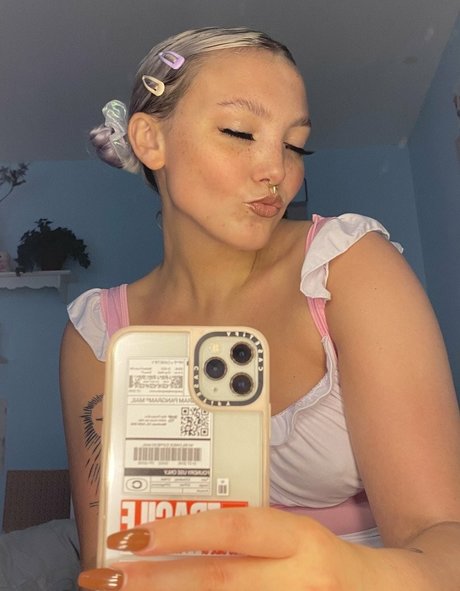 Silkylace0 xxx model photos