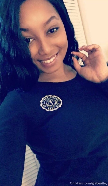 giaonlyfans pretty star image