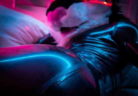 yiffykitty erotic model photo