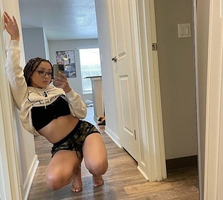 channelsweets model best gallery