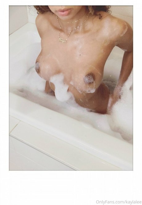 Squiirt Queen hot star image