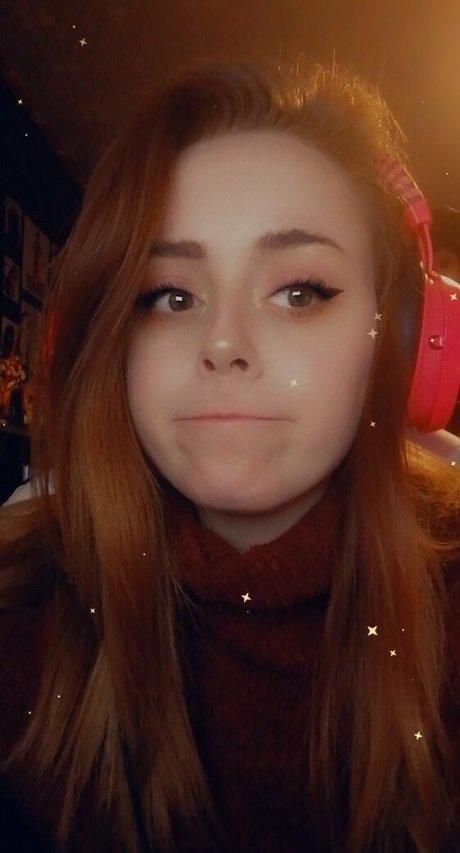 veryyes exclusive model images