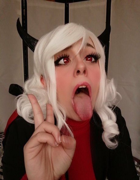 veryyes model sexy picture