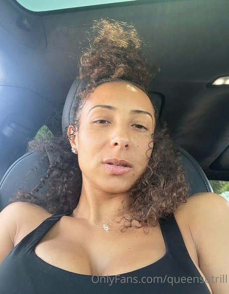 QueenSoTrill star nude galleries
